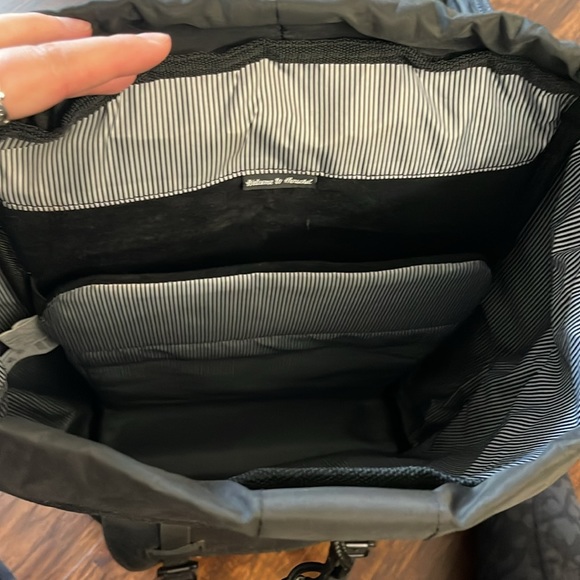 Herschel Supply Co Little America Backpack - Picture 9 of 16